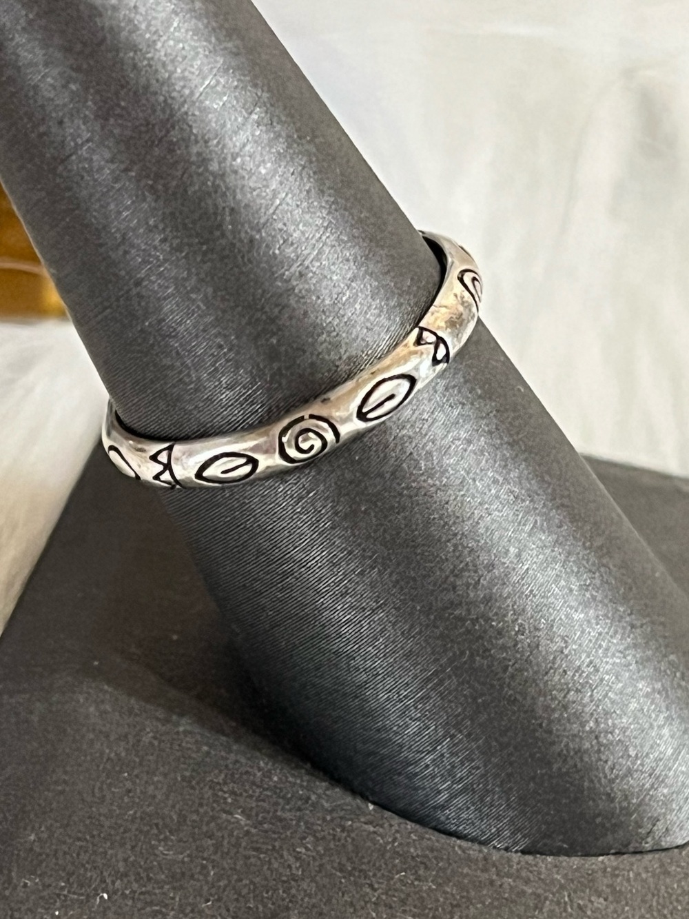 925 Native Design Band - Picture 2 of 10